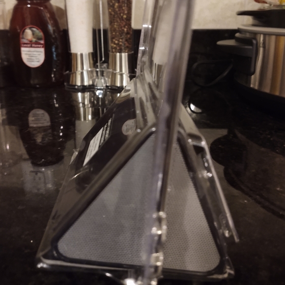 ð
ºIHOME Go Anywhere Speaker Stereo System - Picture 3 of 3